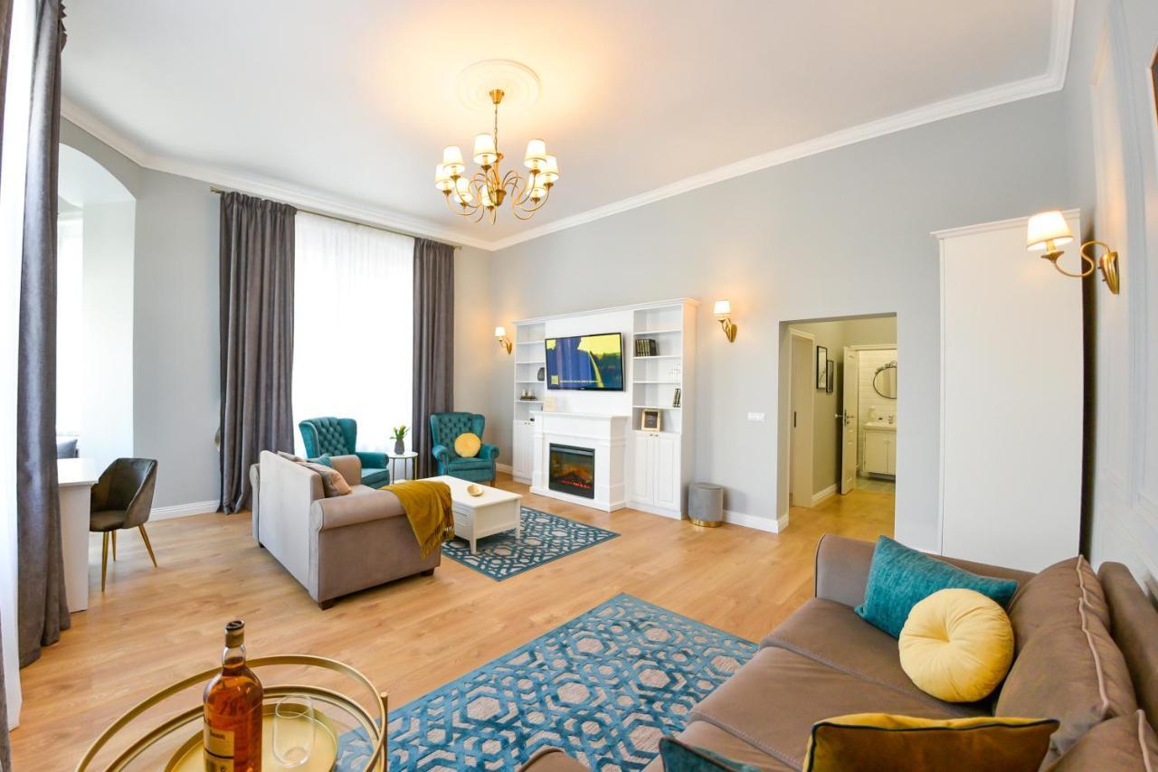 Victoria'S Old Town Deluxe Apartment (Adults Only) Timişoara Exterior foto