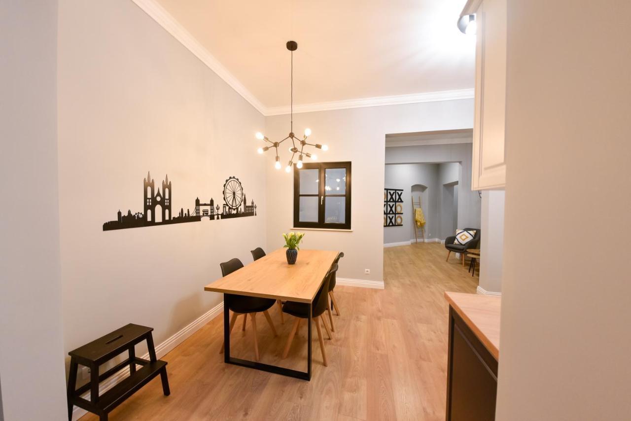Victoria'S Old Town Deluxe Apartment (Adults Only) Timişoara Exterior foto